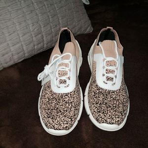 Fashion sneakers